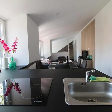 Apartma Mosaic *